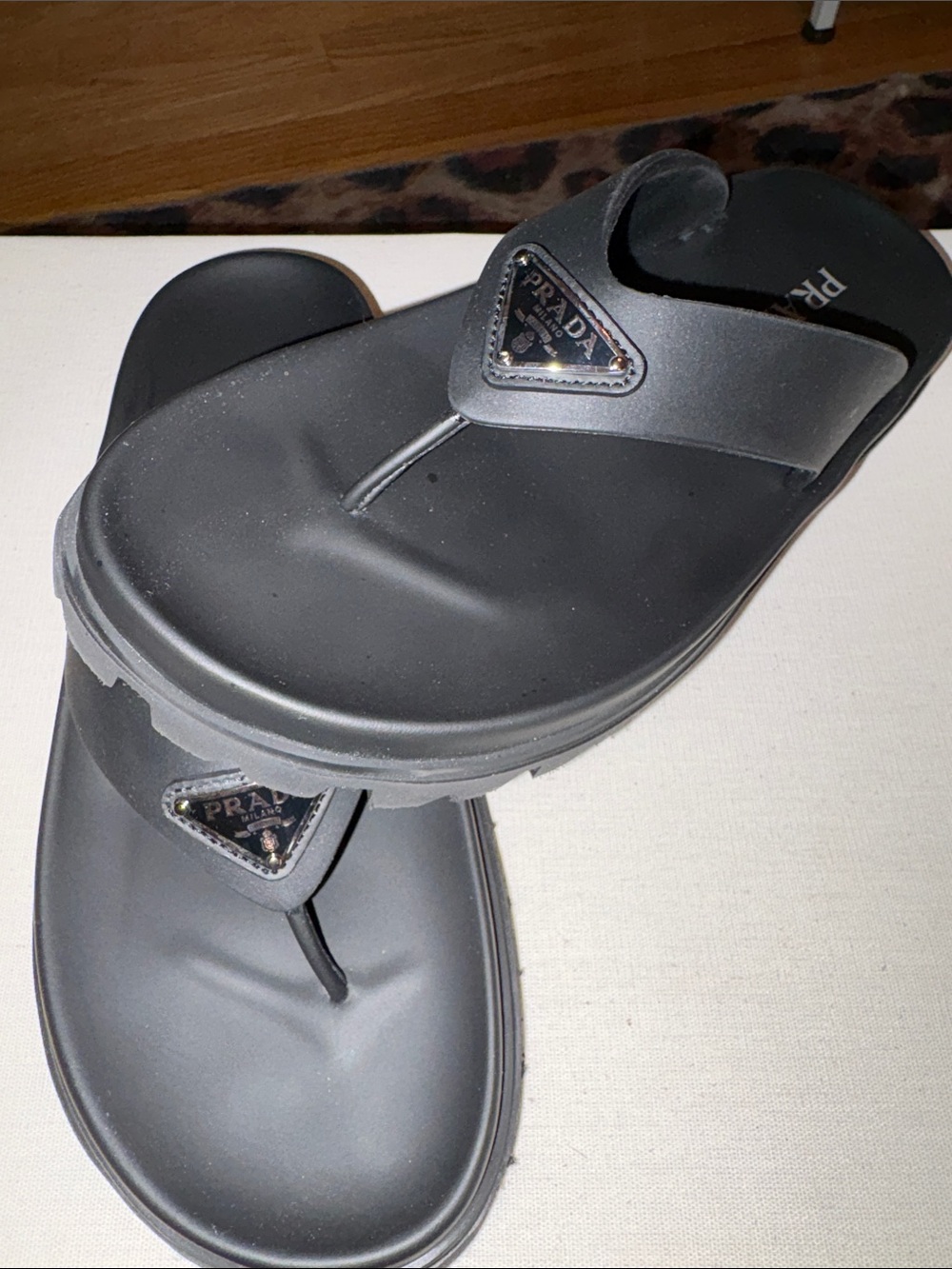 Prada Black Rubber Thong Sandals with Logo Plaque never worn